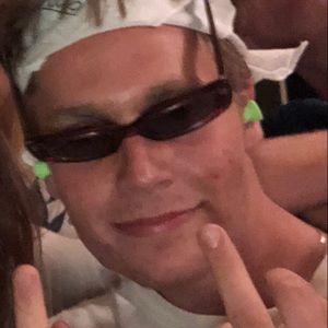 Meet your Posher, Jonathan